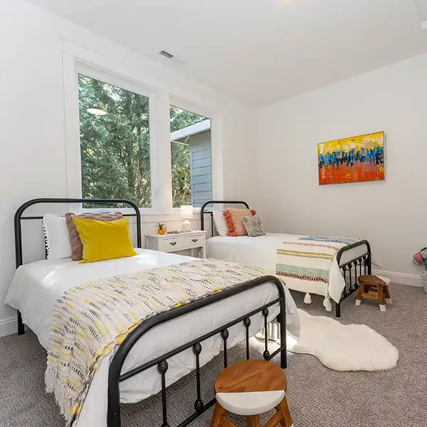 Portland Staging - 4215 NE Shaver #4 Portland Staging - 4215 NE Shaver #4