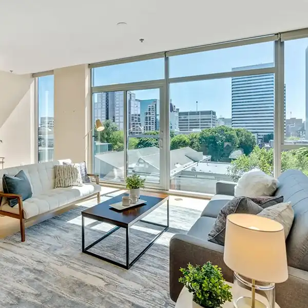 Portland Staging - 1121 SW 10th #1 Portland Staging - 1121 SW 10th #1